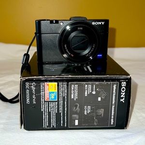 Sony Cybershot DSC-RX100M2
